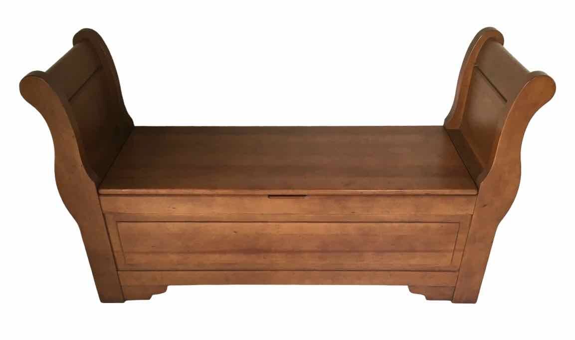 Trunk bench 2 places, cherry wood