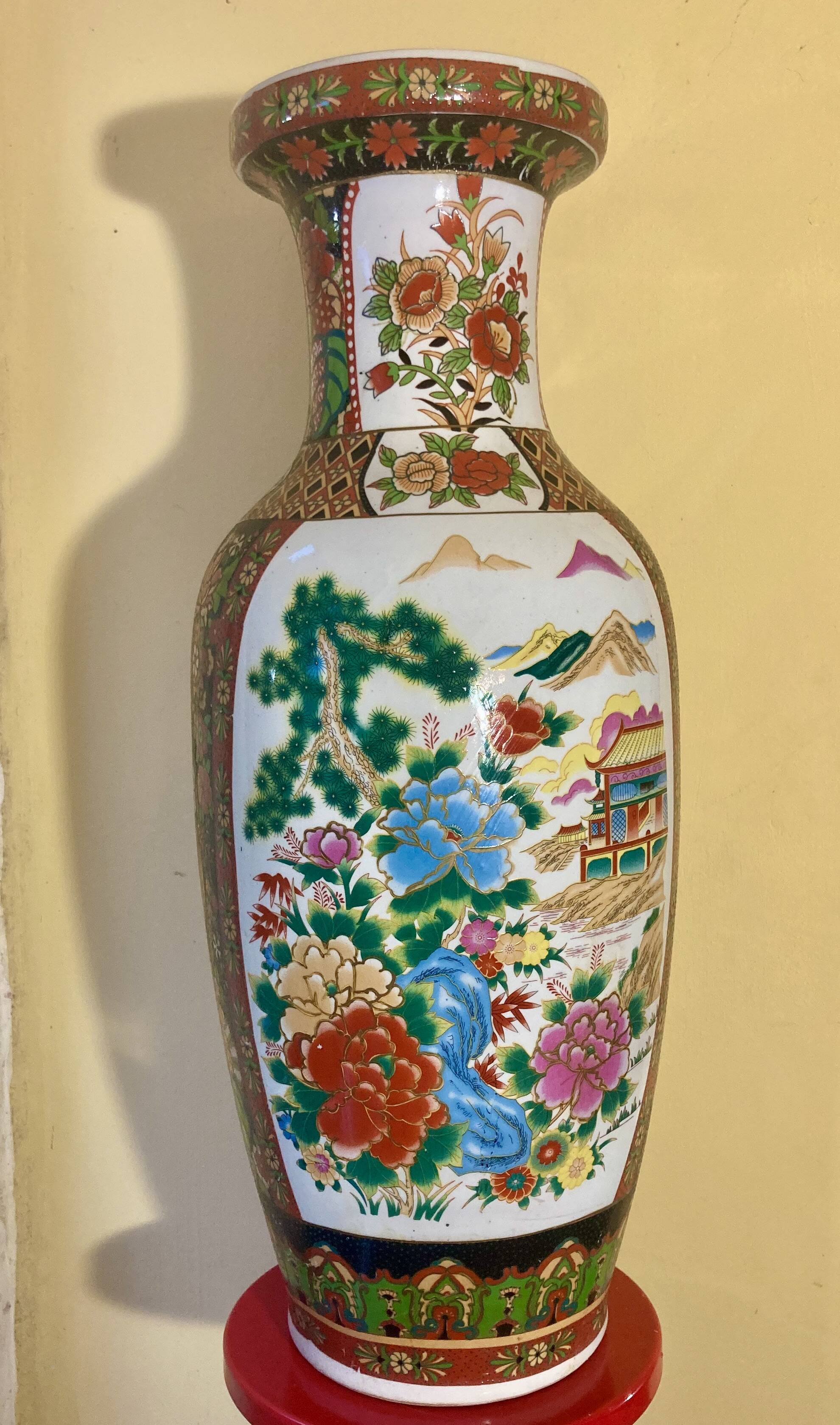 Chinese baluster porcelain vase with polychrome decoration of flowers and pagoda size xxl