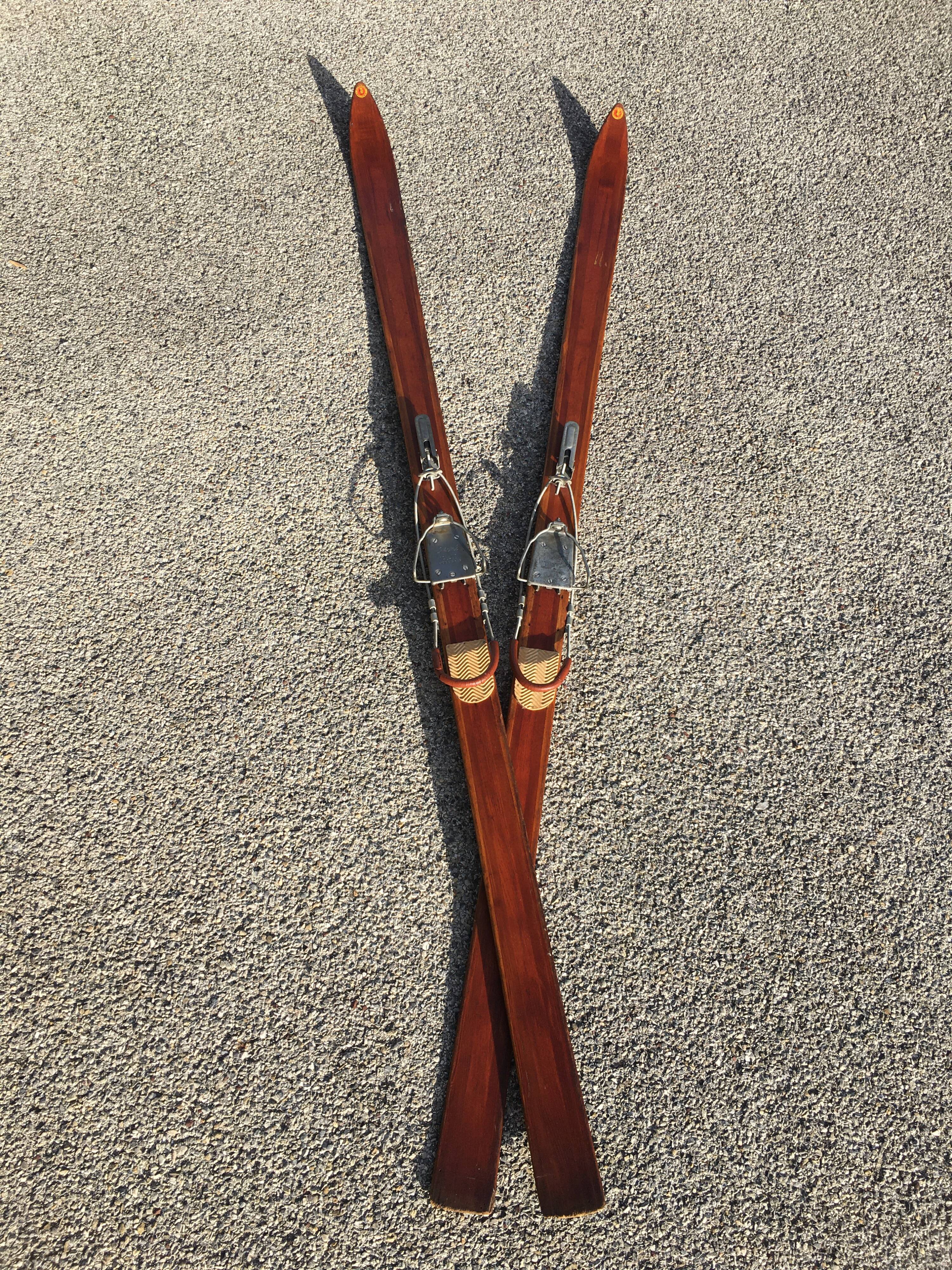 Pair of skis Splitkein