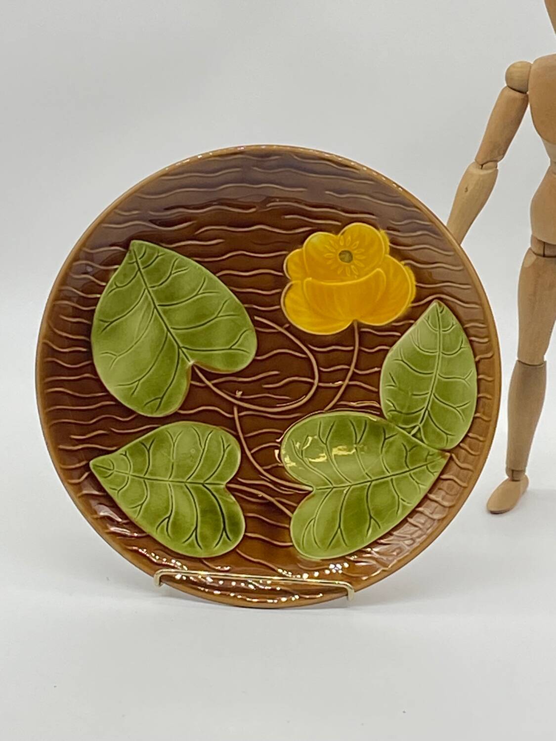 Ceramic dish, Sarreguemines France vintage, yellow flower