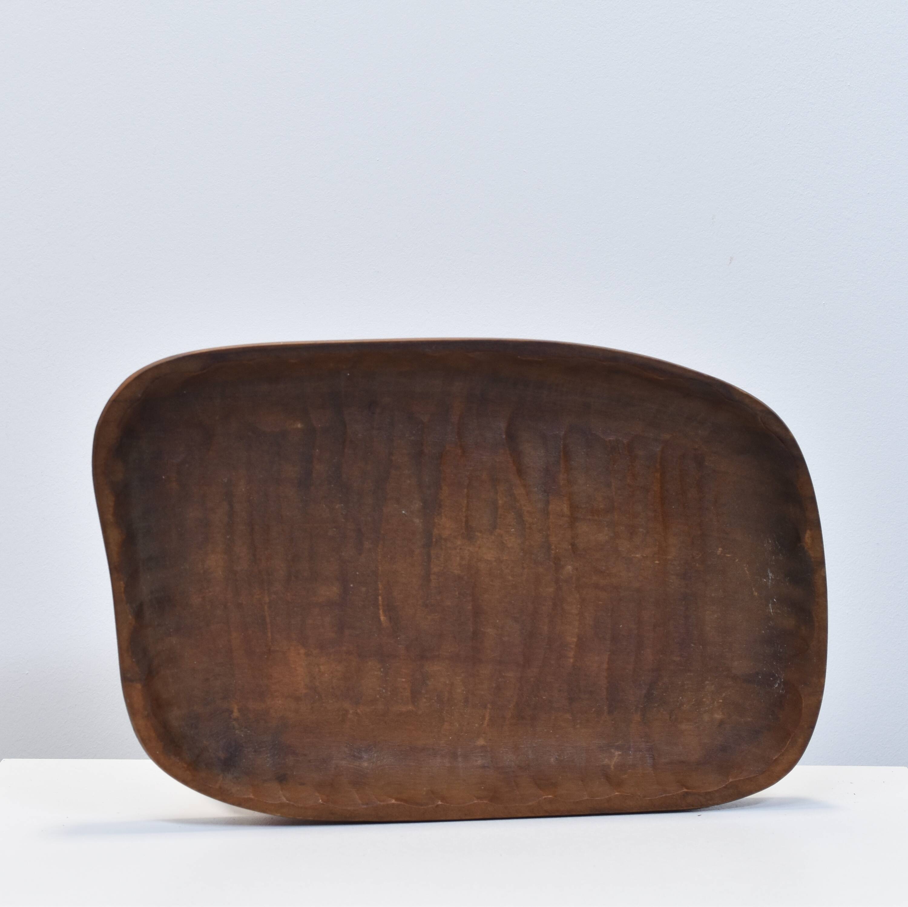 Empty carved wooden pockets