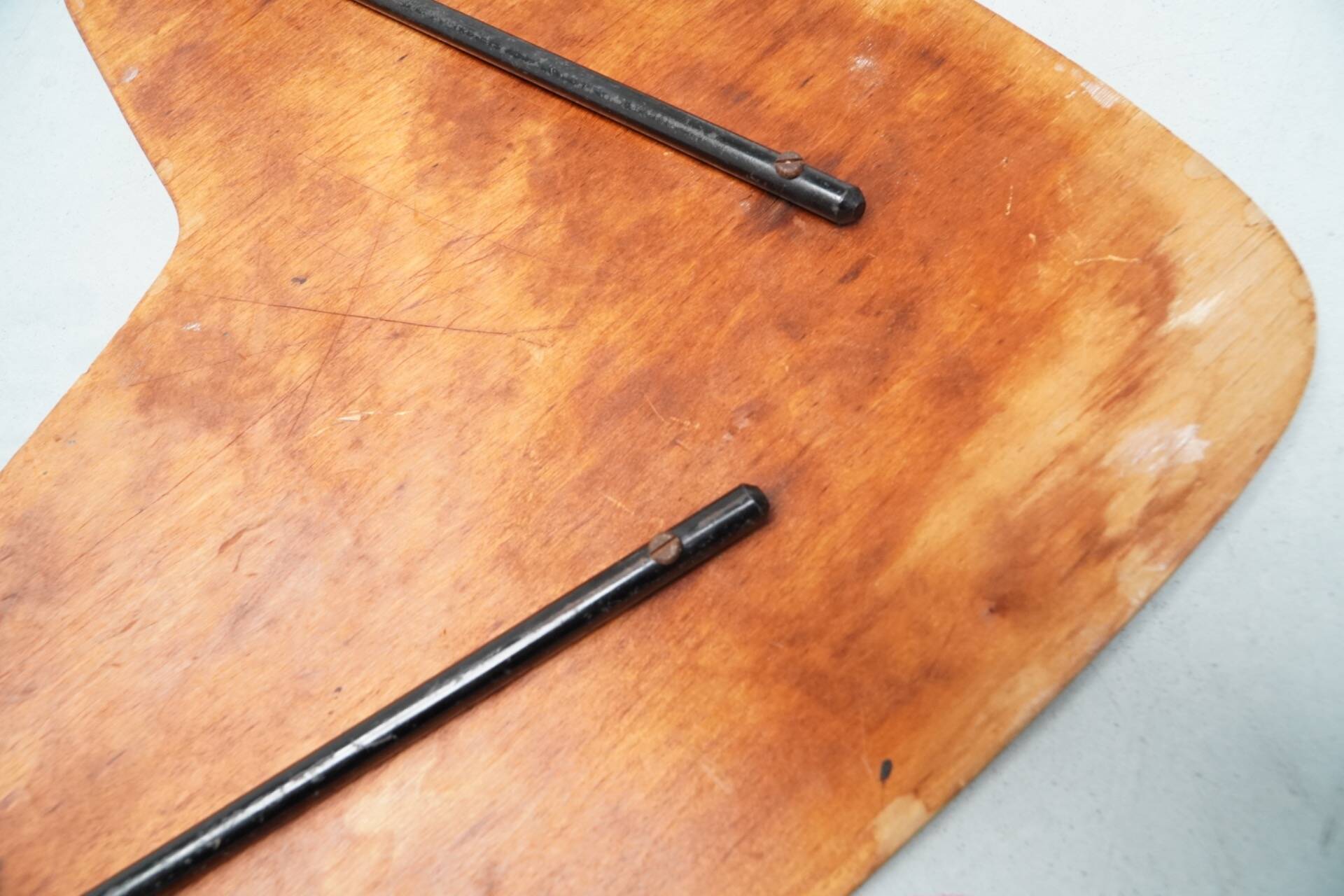 Willy Van Der Meeren, Tubax G1 Boomerang Table
