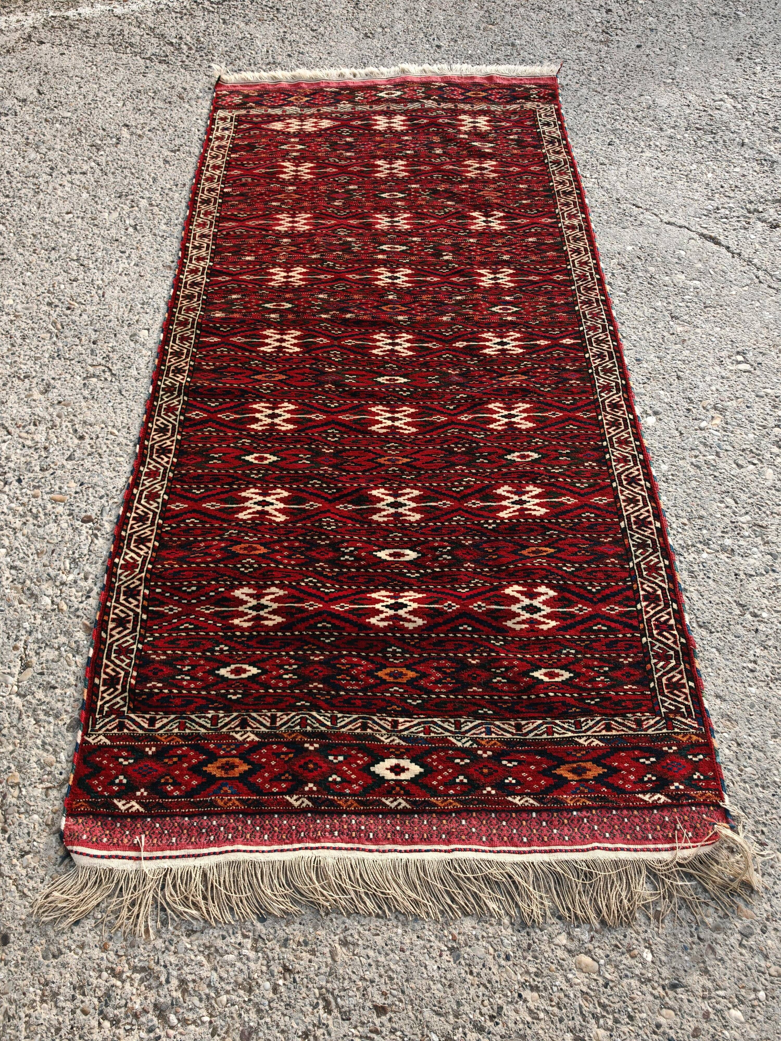 Antique Yomud Jaffarbai Turkmen rug, handwoven from the 1880s.