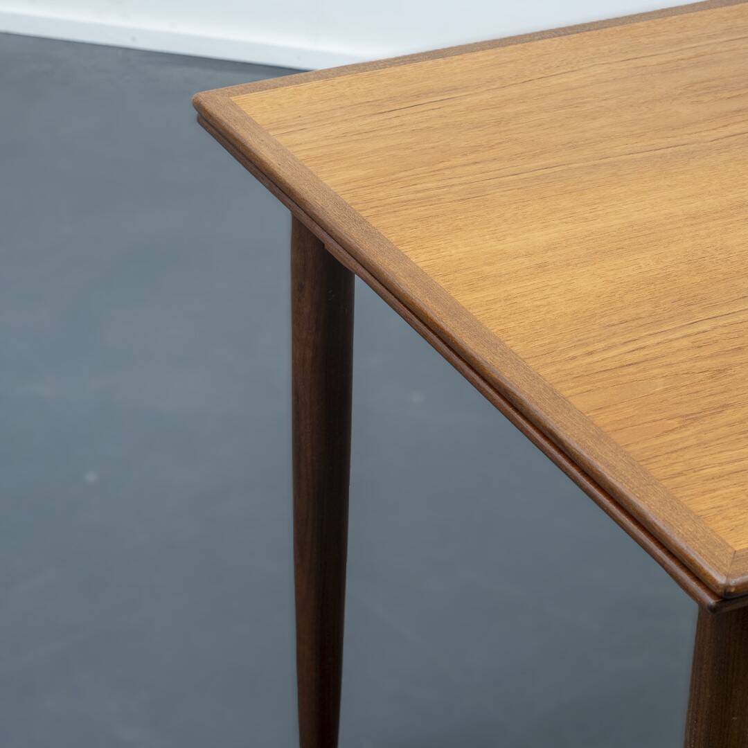 Dining table, vintage, Danish design, two extensions
