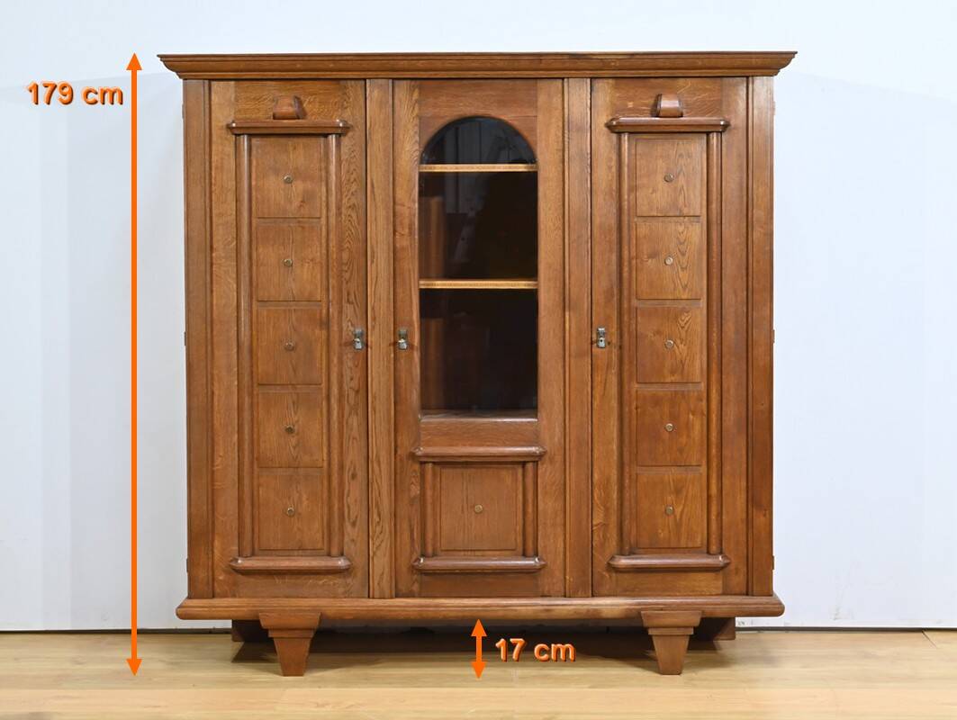 Oak bookcase, Art Deco period – 1940