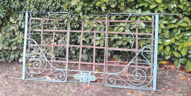 Folding iron bed XIX°