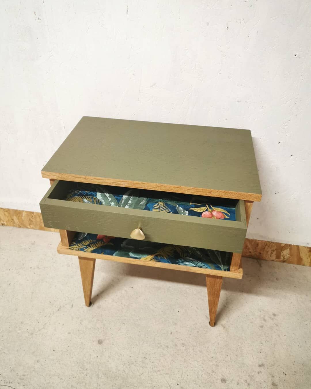 Vintage bedside compass feet