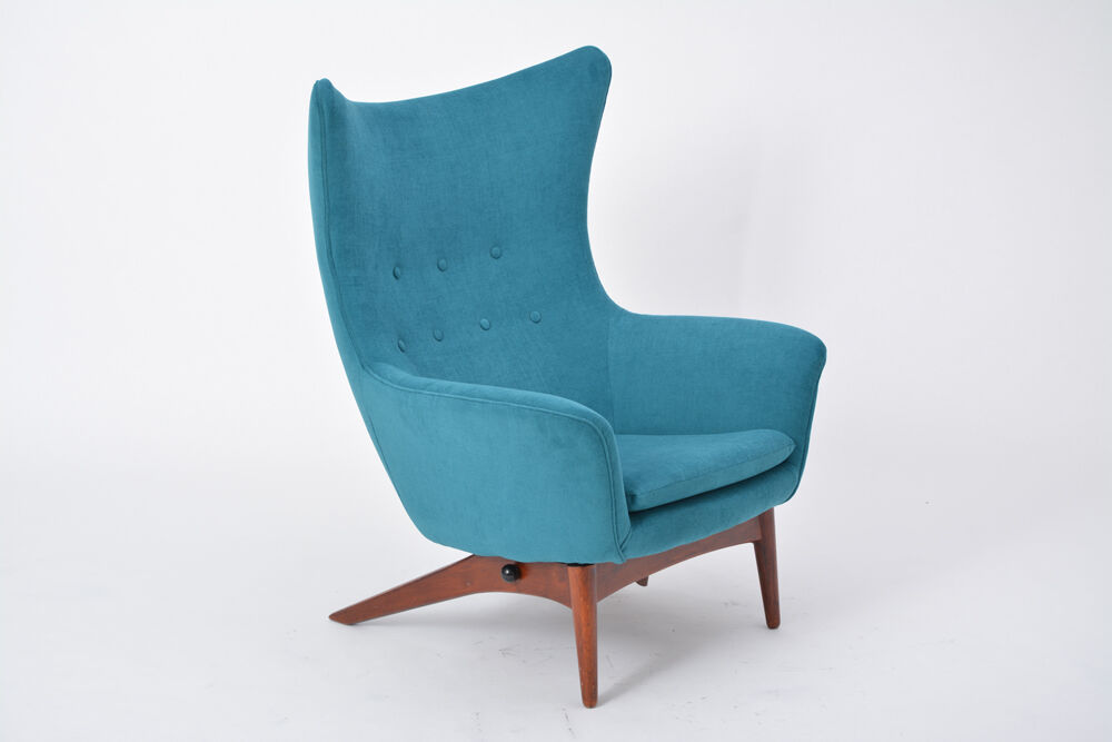 Armchair designed by Henry Walter Klein
