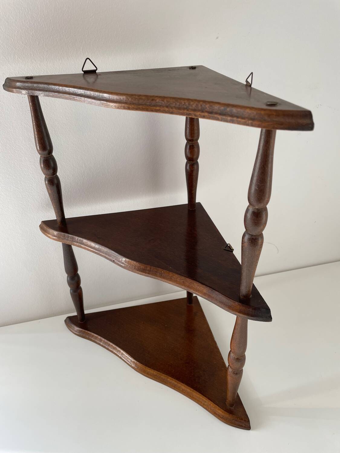 Small corner wall shelf