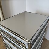 USM Haller wheeled caisson in light grey