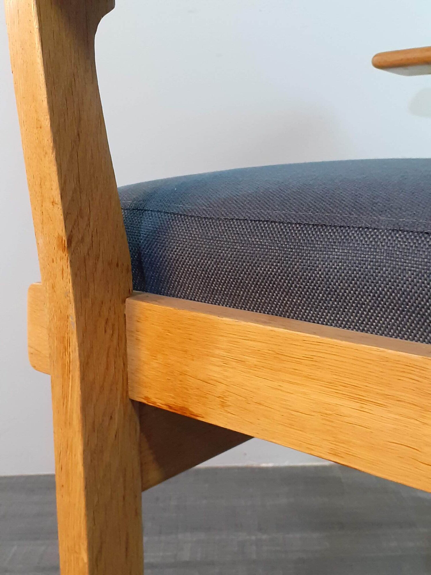 Hans Wegner GE-330 chair by Getama, Vintage Scandinavian 1960s