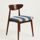 6 chaises en tissu rayé et bois de hêtre foncé