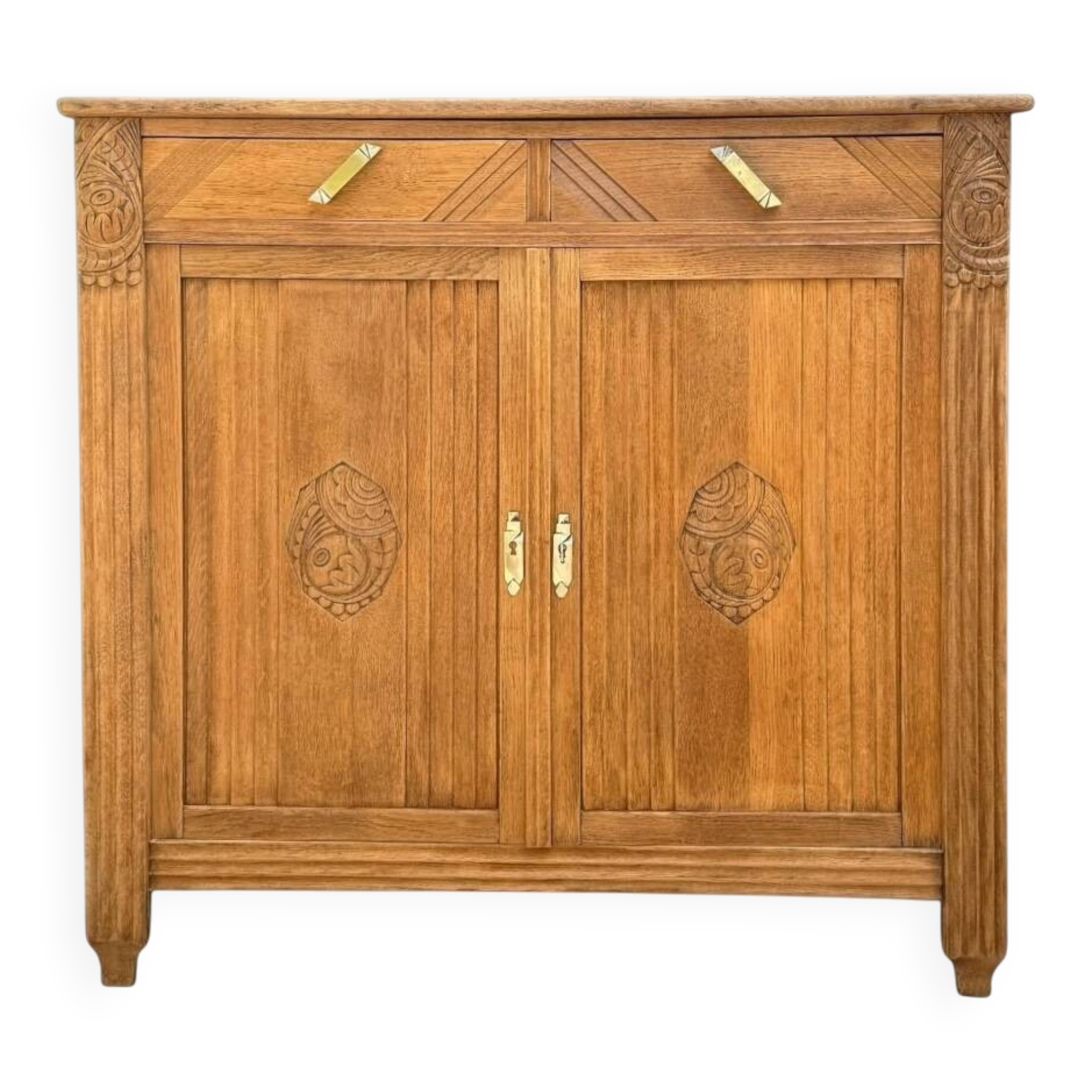Art Deco buffet in raw and solid oak, 1935.