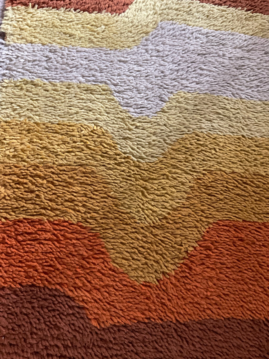 Vintage rugs 60-70s in wool