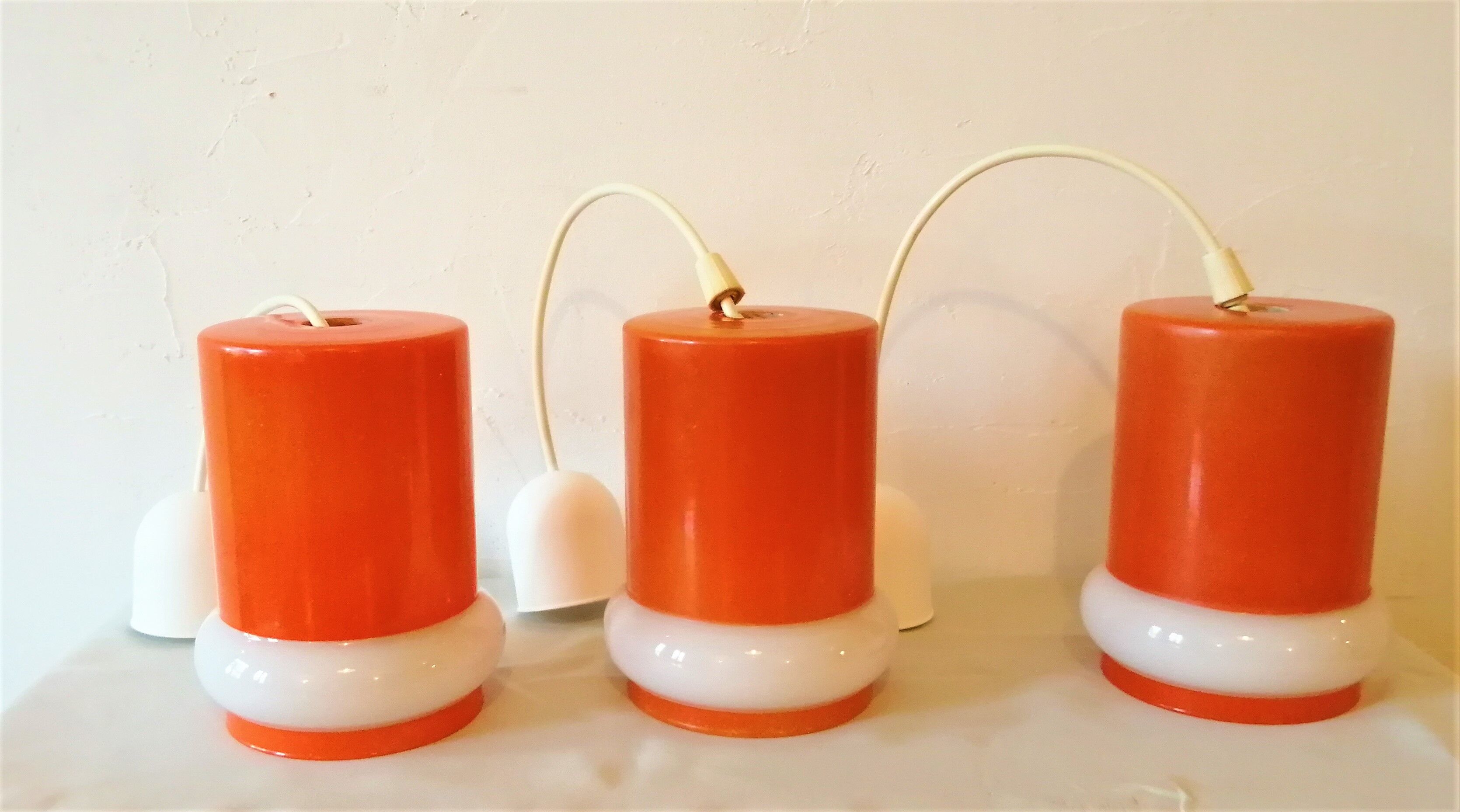 Set de 3 suspensions en opaline orange vintage