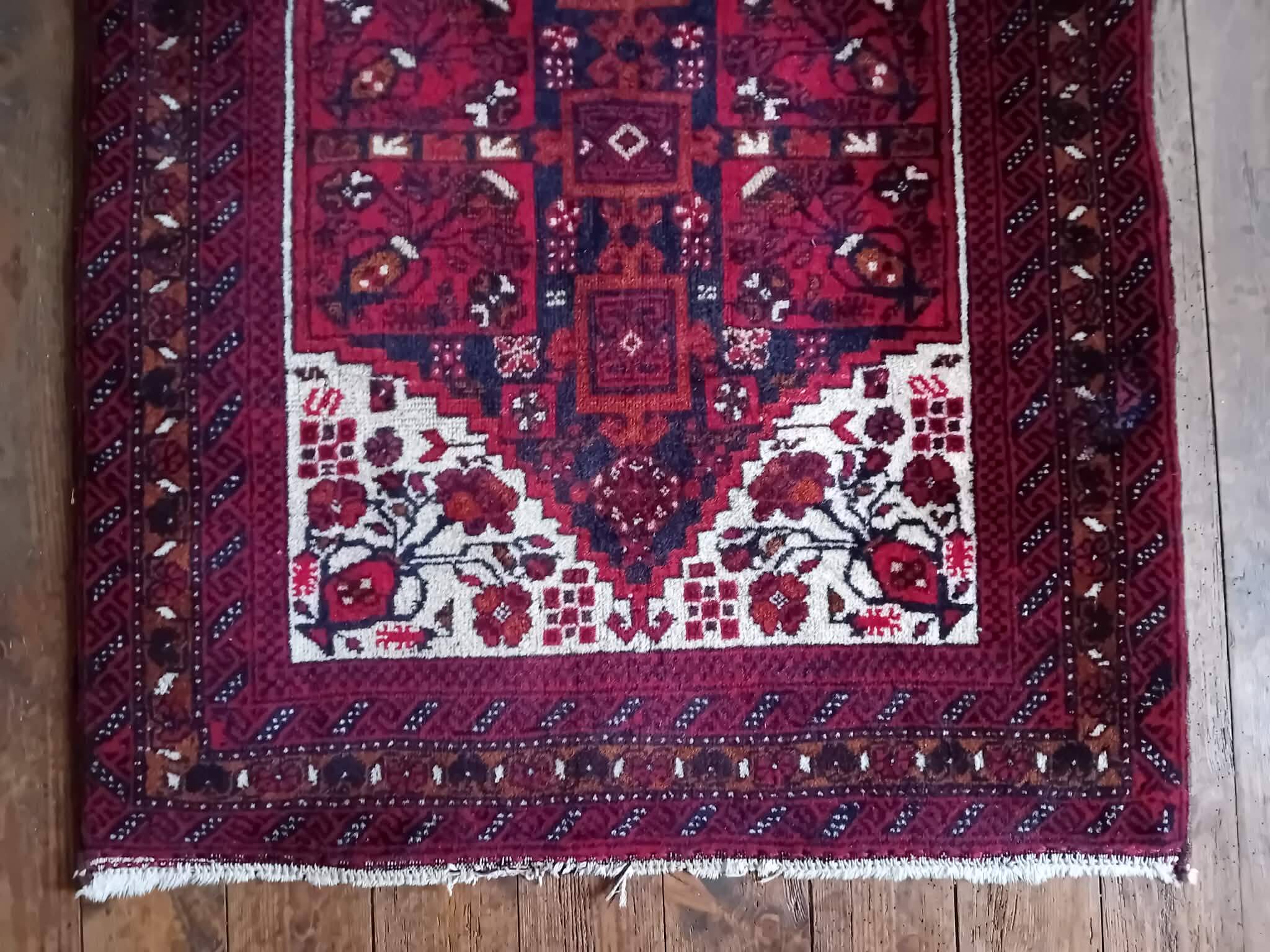 Handmade Belouch Persian rug 172x87cm