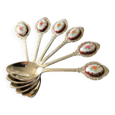 Small spoon medallion
