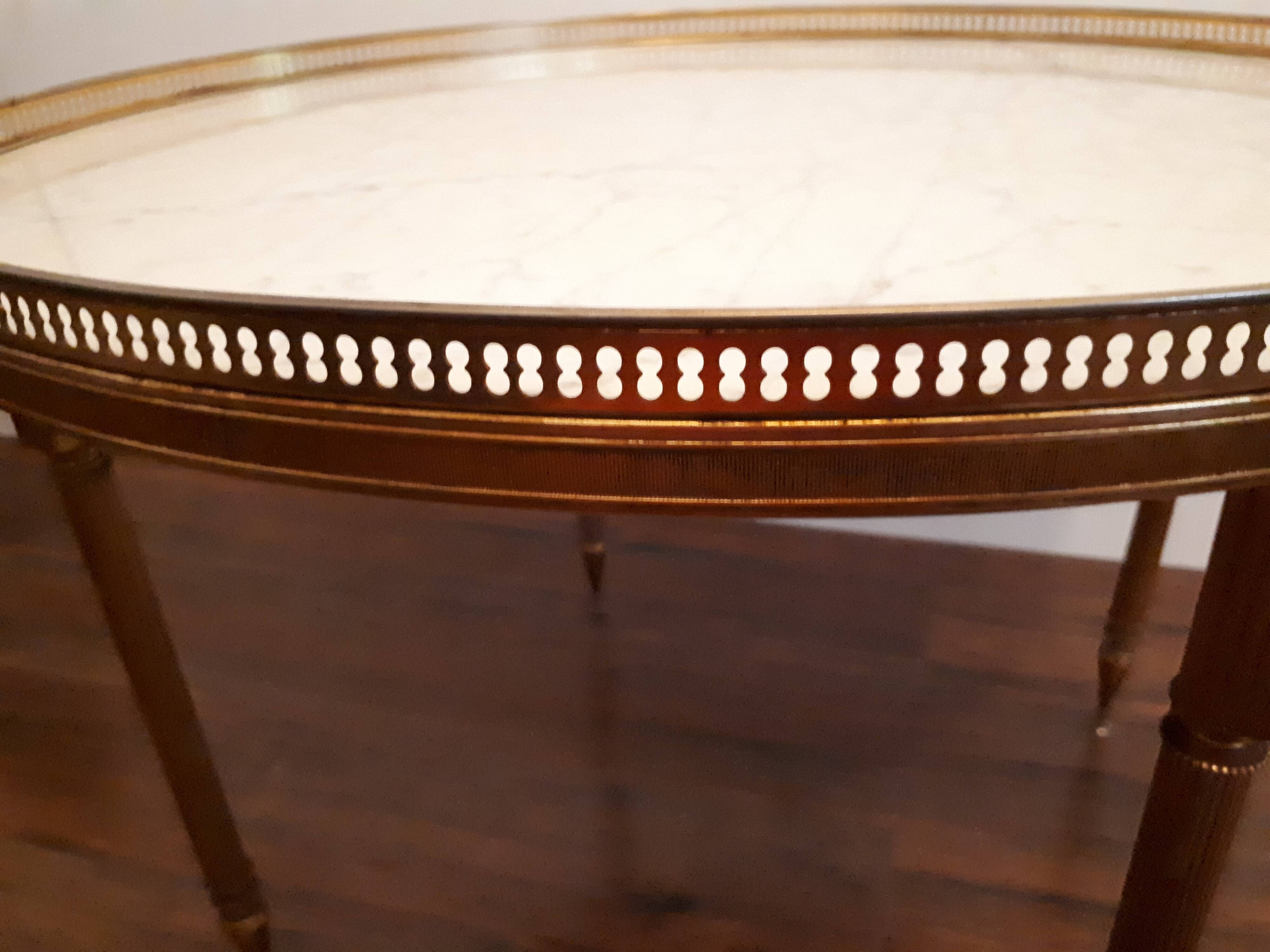 Louis XVI hot water table - Laiton/copper