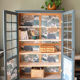 Armoire parisienne vitrée