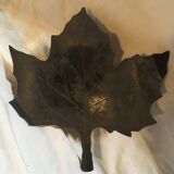 Empty metal maple leaf pocket