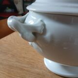 Soupière ancienne en porcelaine blanche