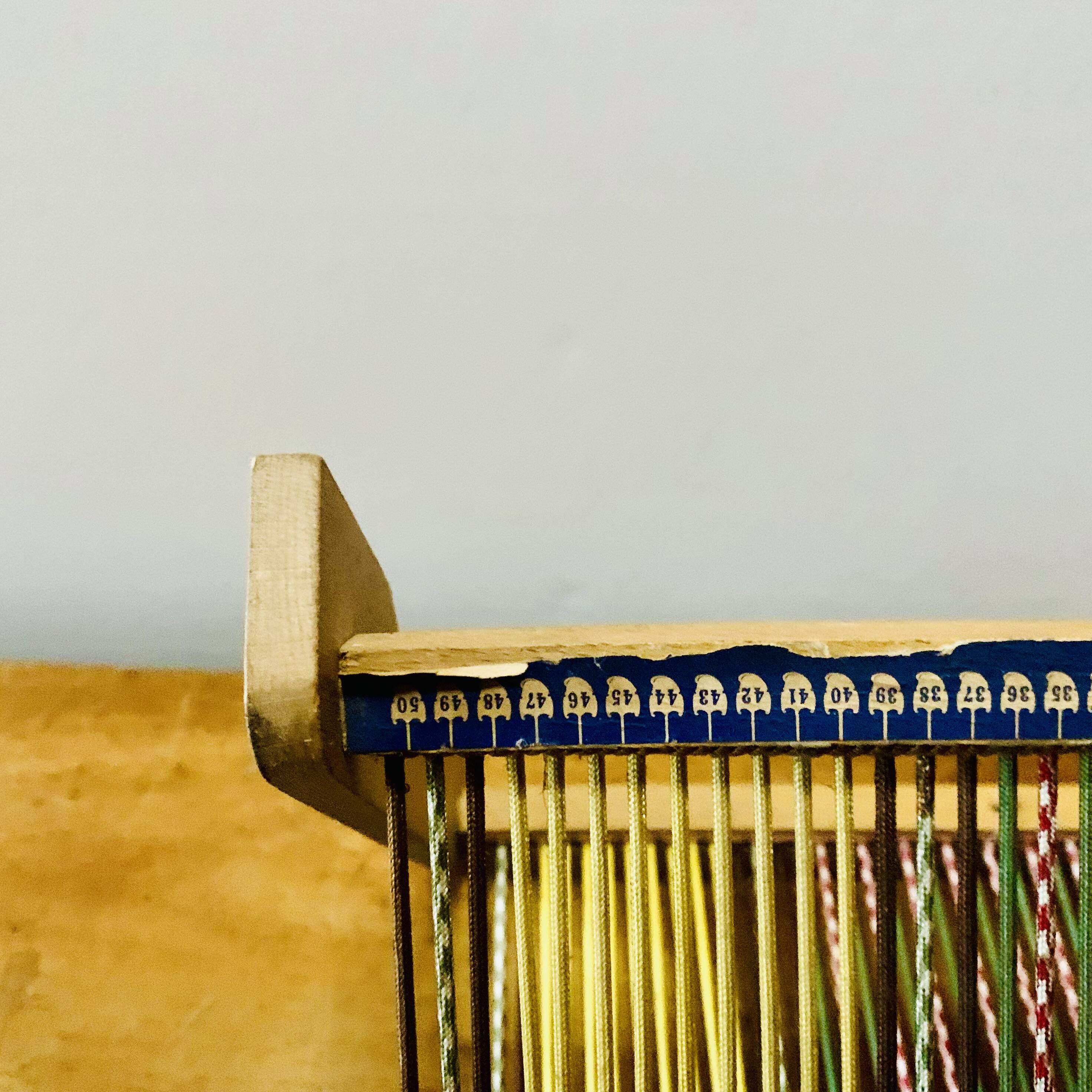 Vintage record holder for 50 vinyls - 1960s