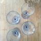 Verres striés à pied bleu