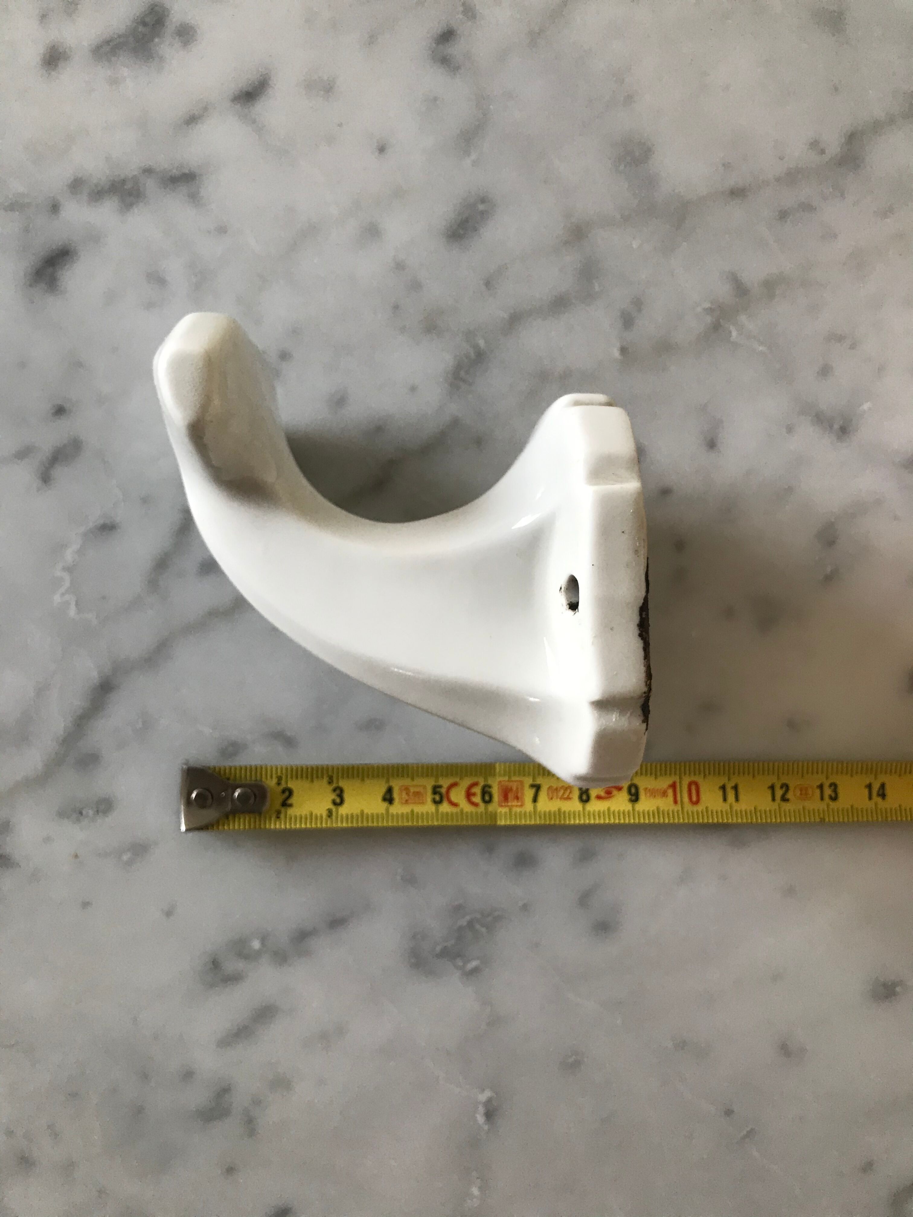 Porcelain patère
