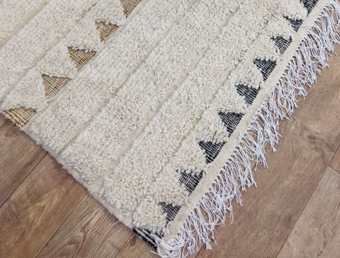 Moroccan carpet 257x150cm