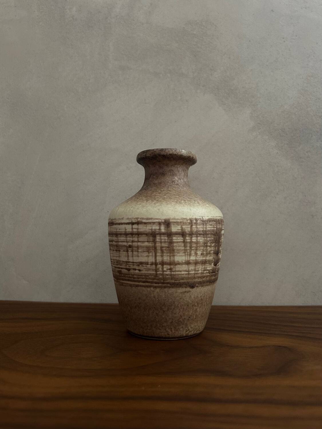 Rare: Small East Germany VEB Haldensleben vase numbered 3069