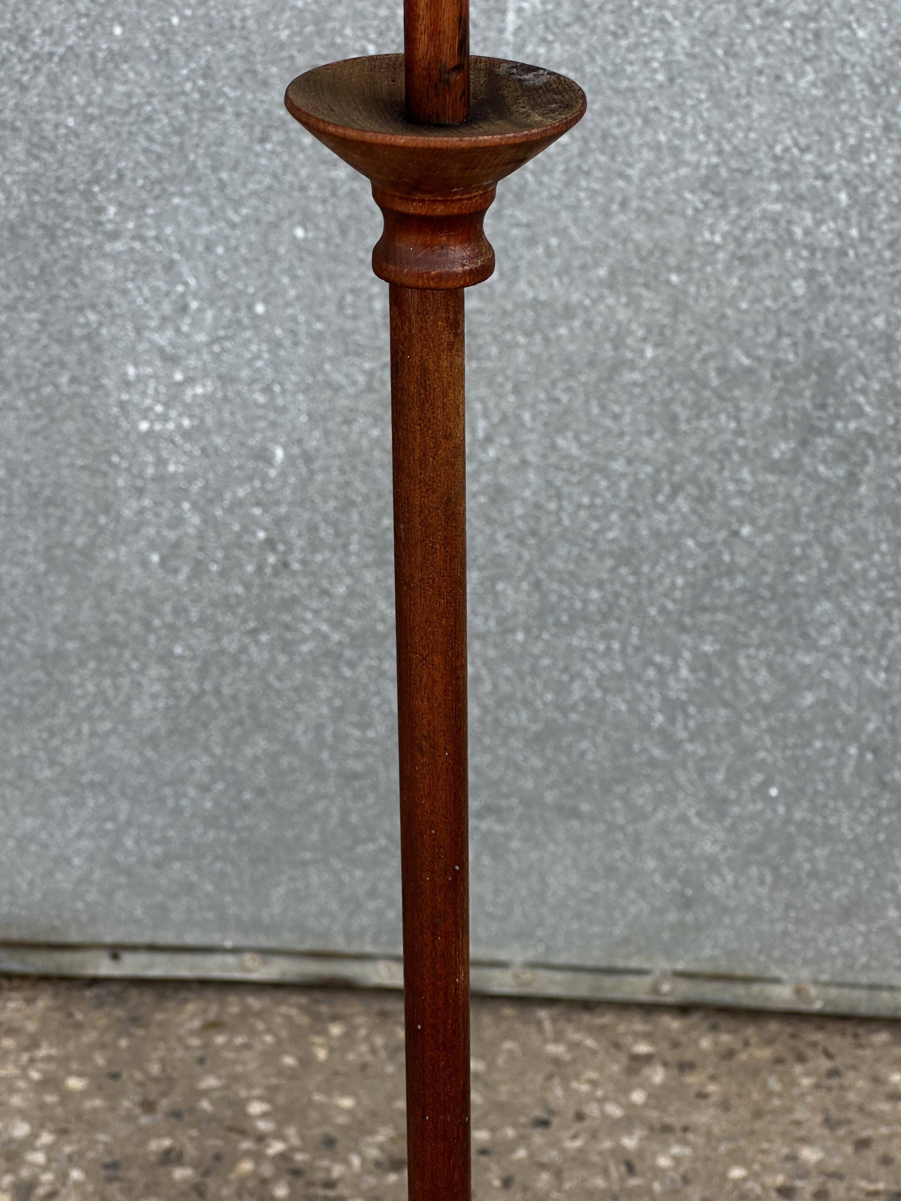 Turned wooden floor lamp from the 1950s.