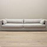 Canapé gris, design scandinave, années 00
