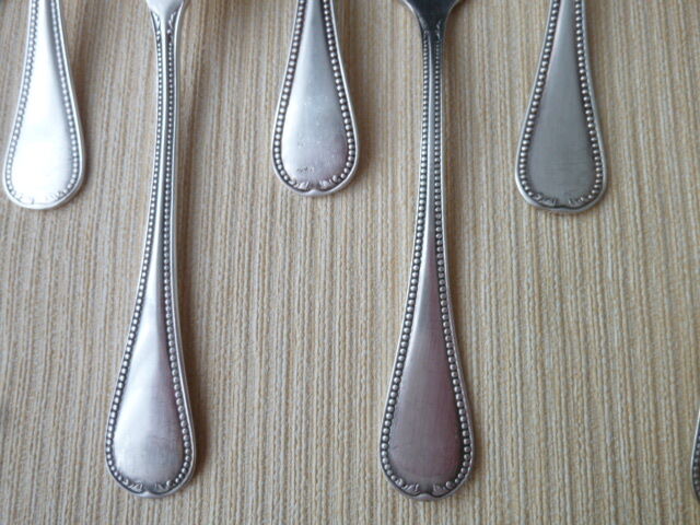 Dessert or dessert cutlery, 6 forks and 6 silver metal spoons Guildard