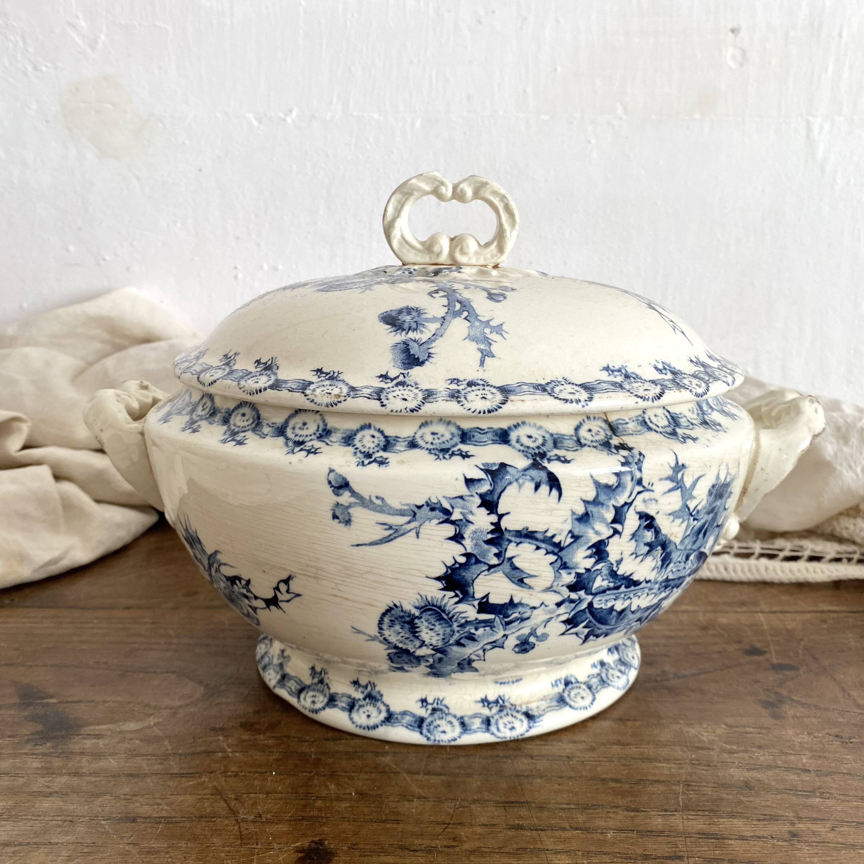 Soupière en terre de fer Gien Chardons