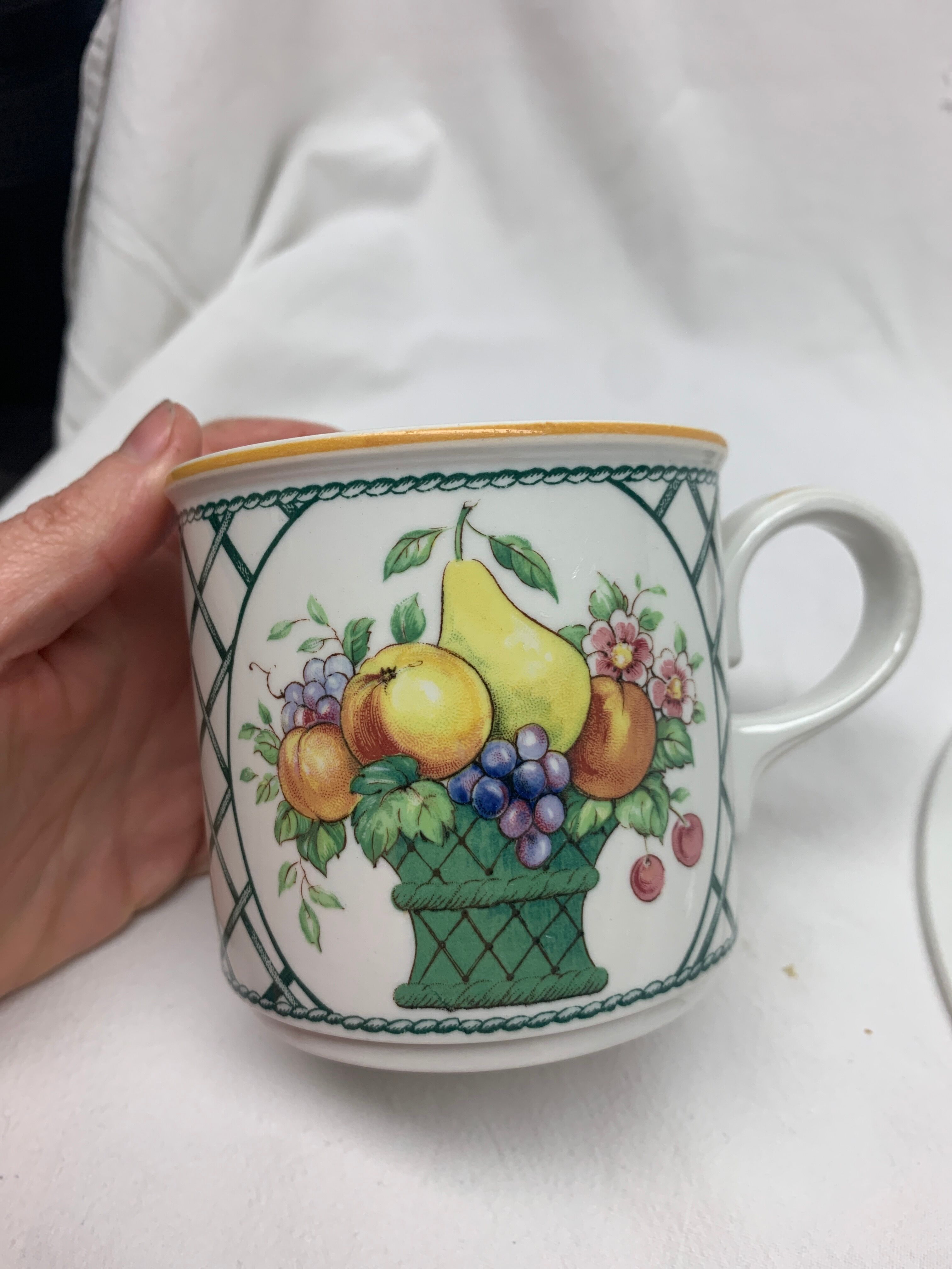 Large cup and saucer Villeroy & Boch