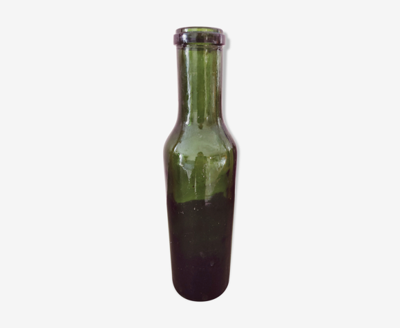 Ancienne bouteille en verre de lait