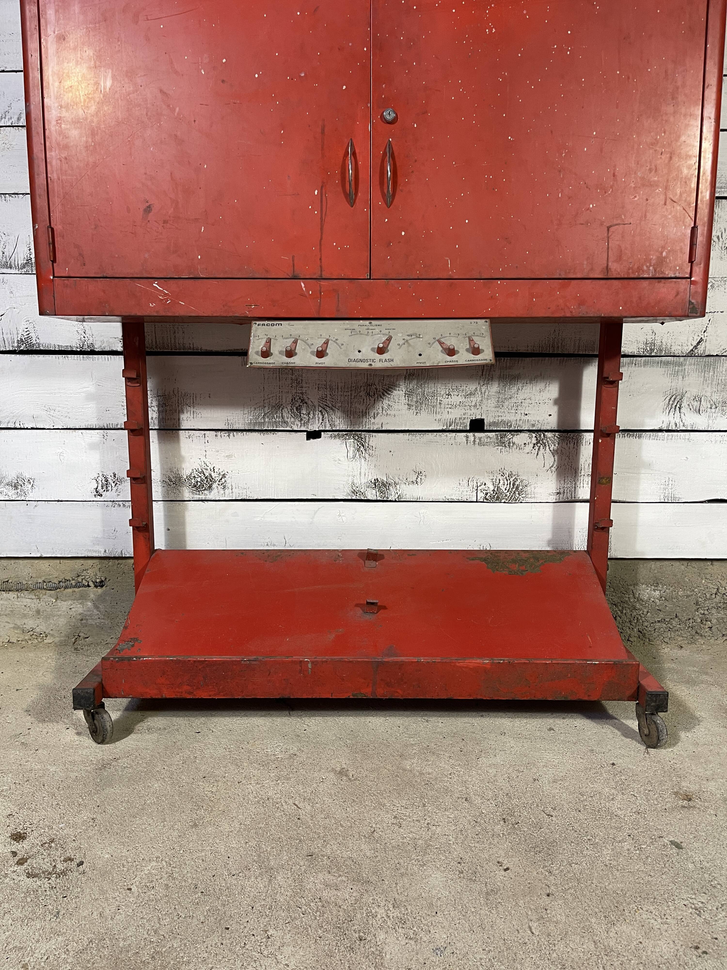 Workshop furniture facom 1970