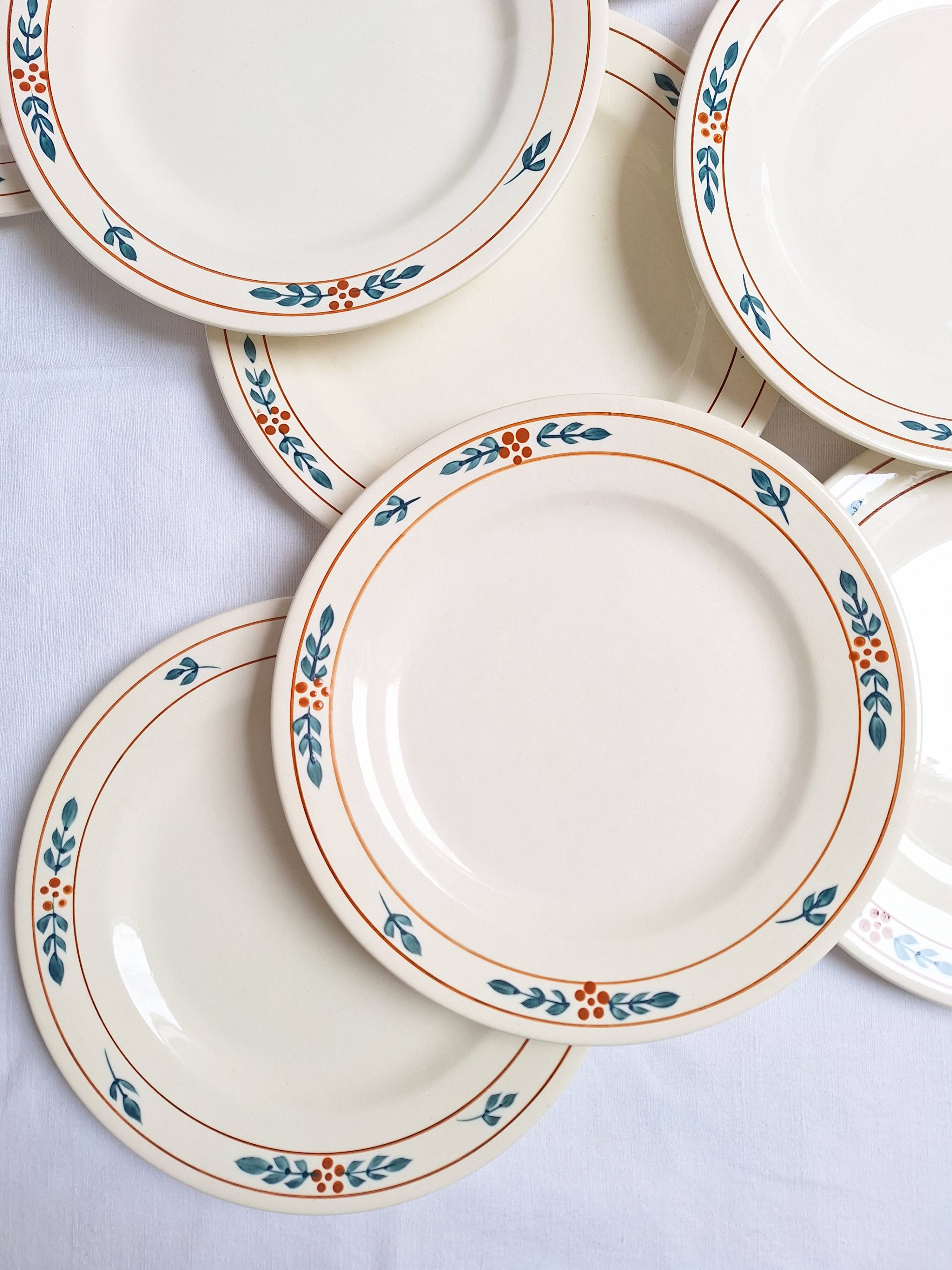 Assiettes plates Charbonnier Salins modèle Fécamp