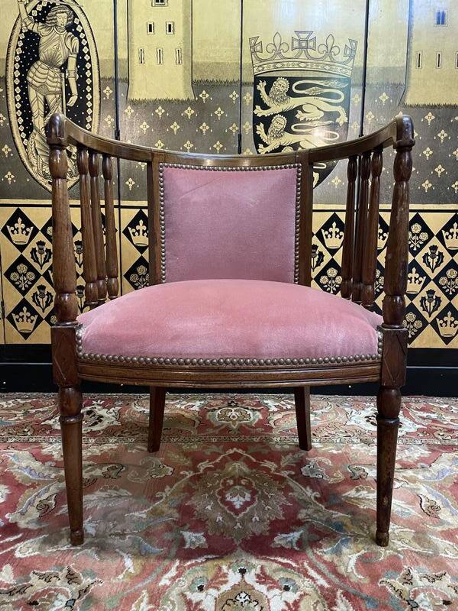 Fauteuil de bureau anglais en acajou et velours rose