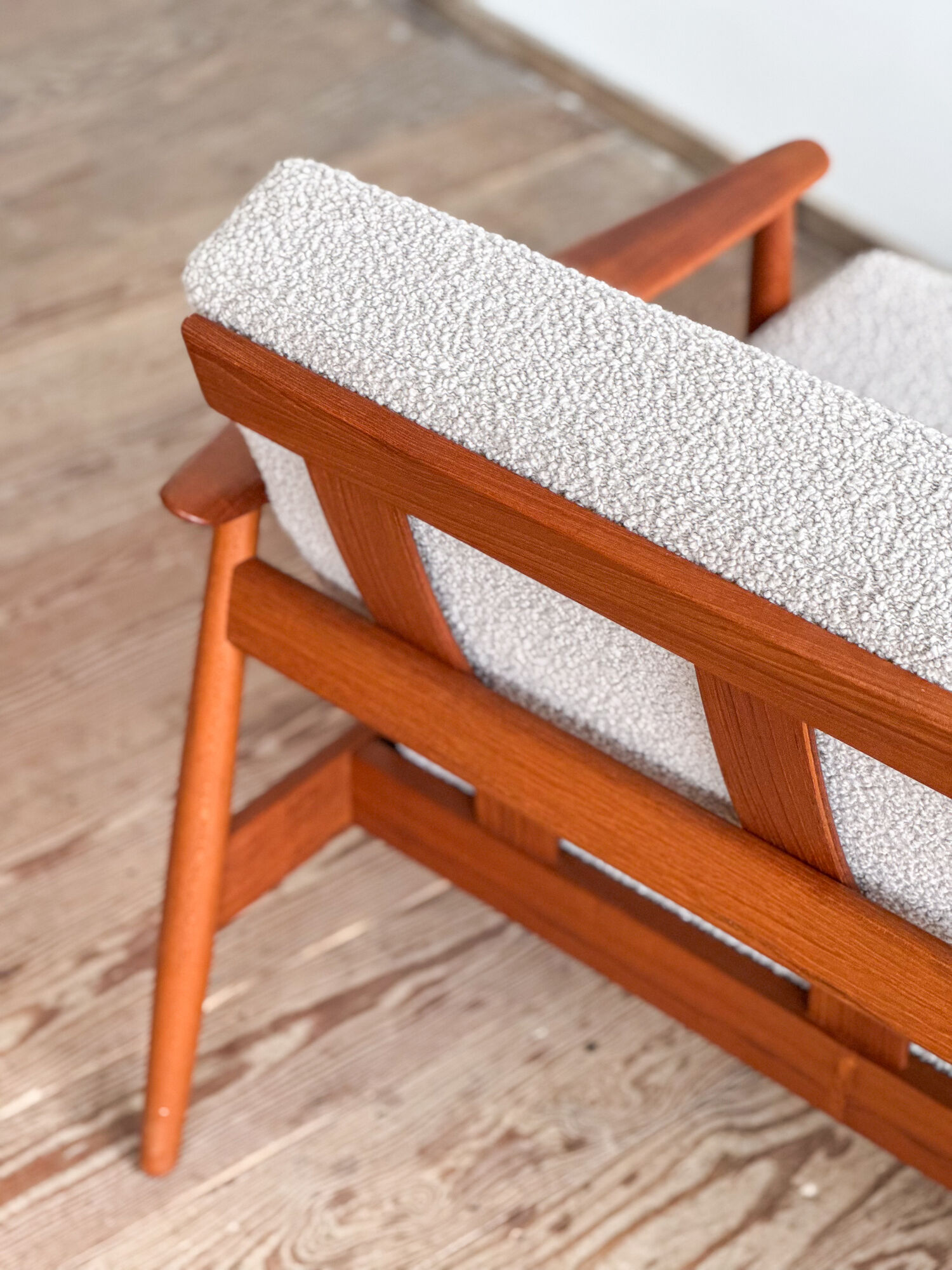 Canapé Arne Vodder modèle FD164 en teck, tissu bouclé, Danemark années 1960