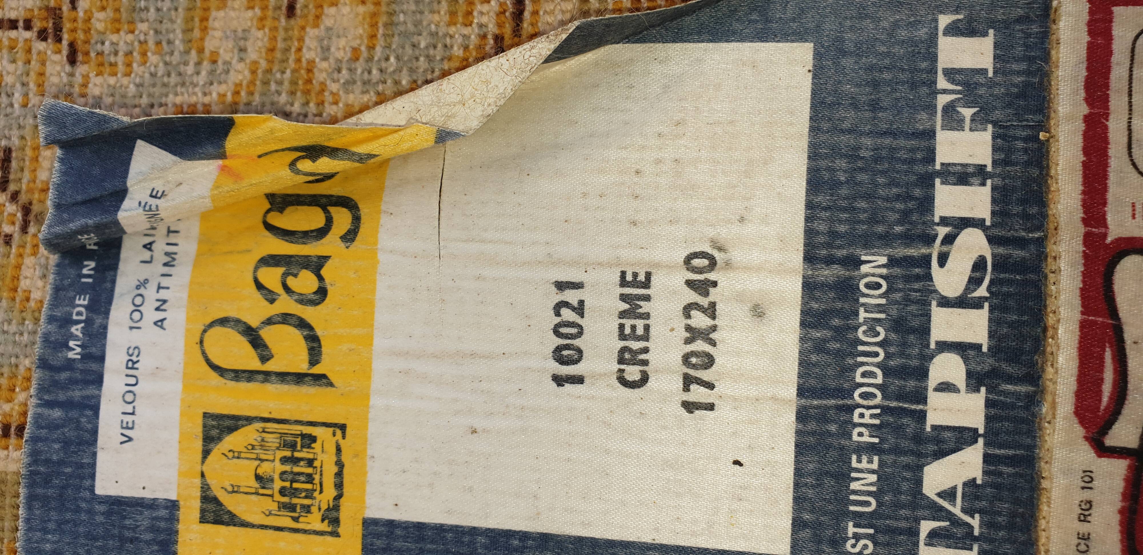 Oriental carpet pure virgin wool