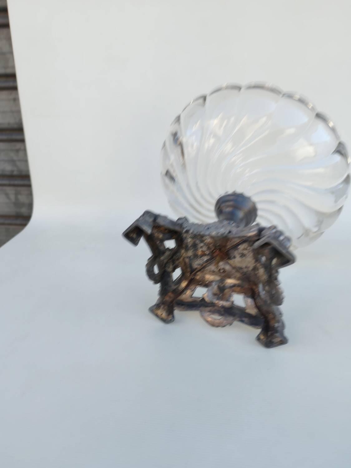 Crystal and regulateur cup, late 19th century.