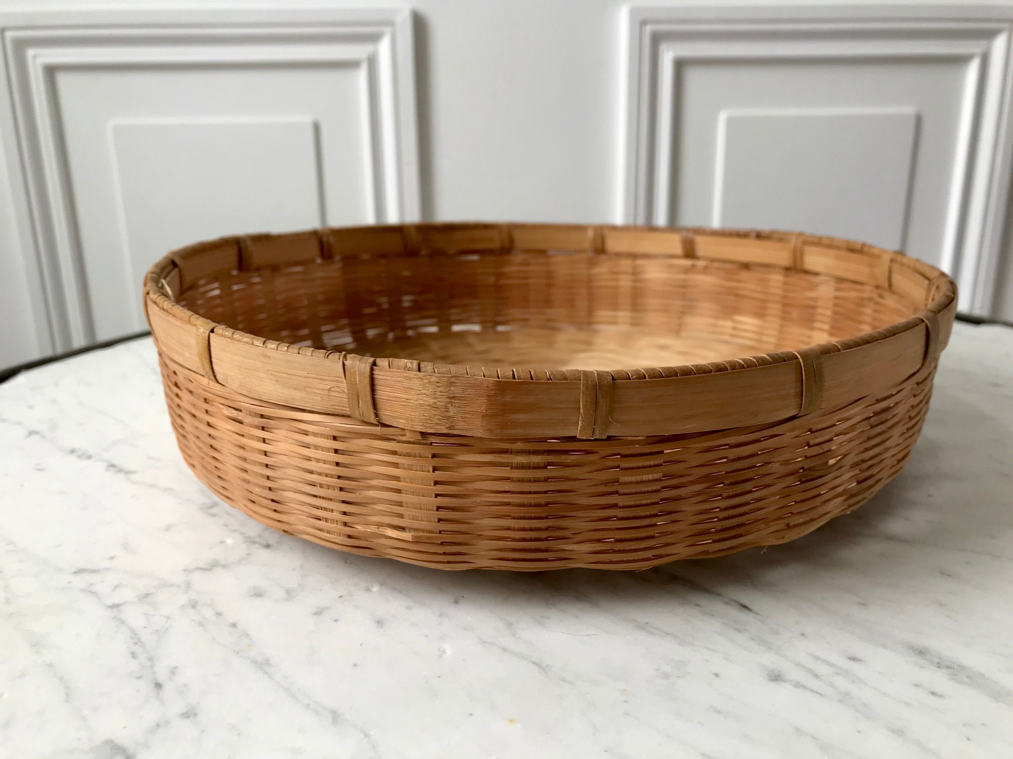Wicker basket / rattan 70s