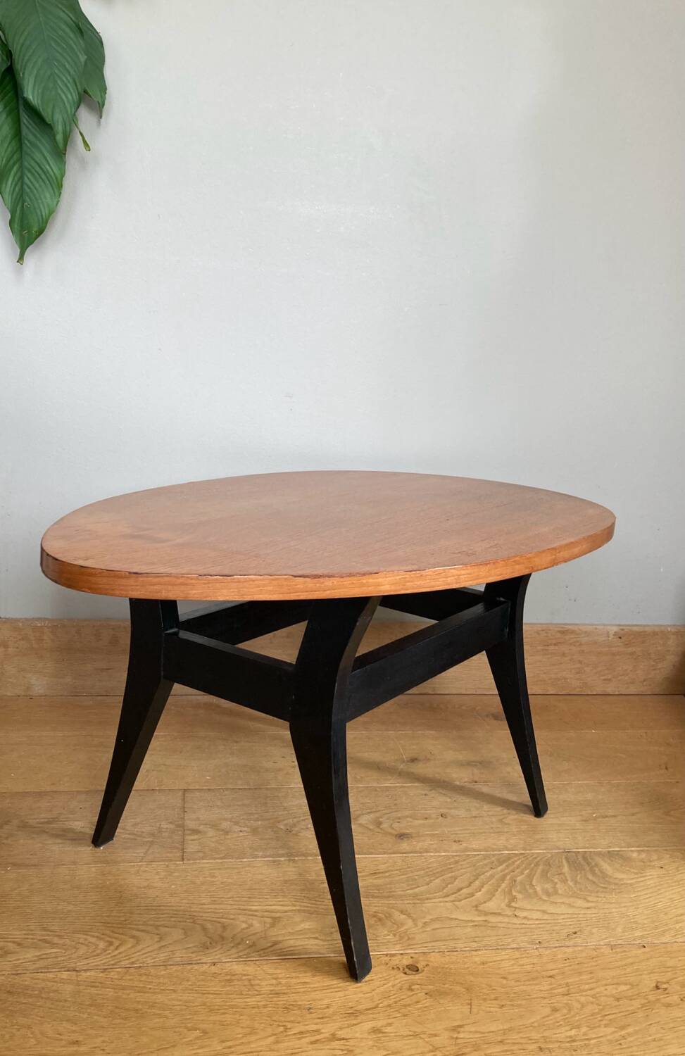 Scandinavian teak side table 1950s/60s menhir top