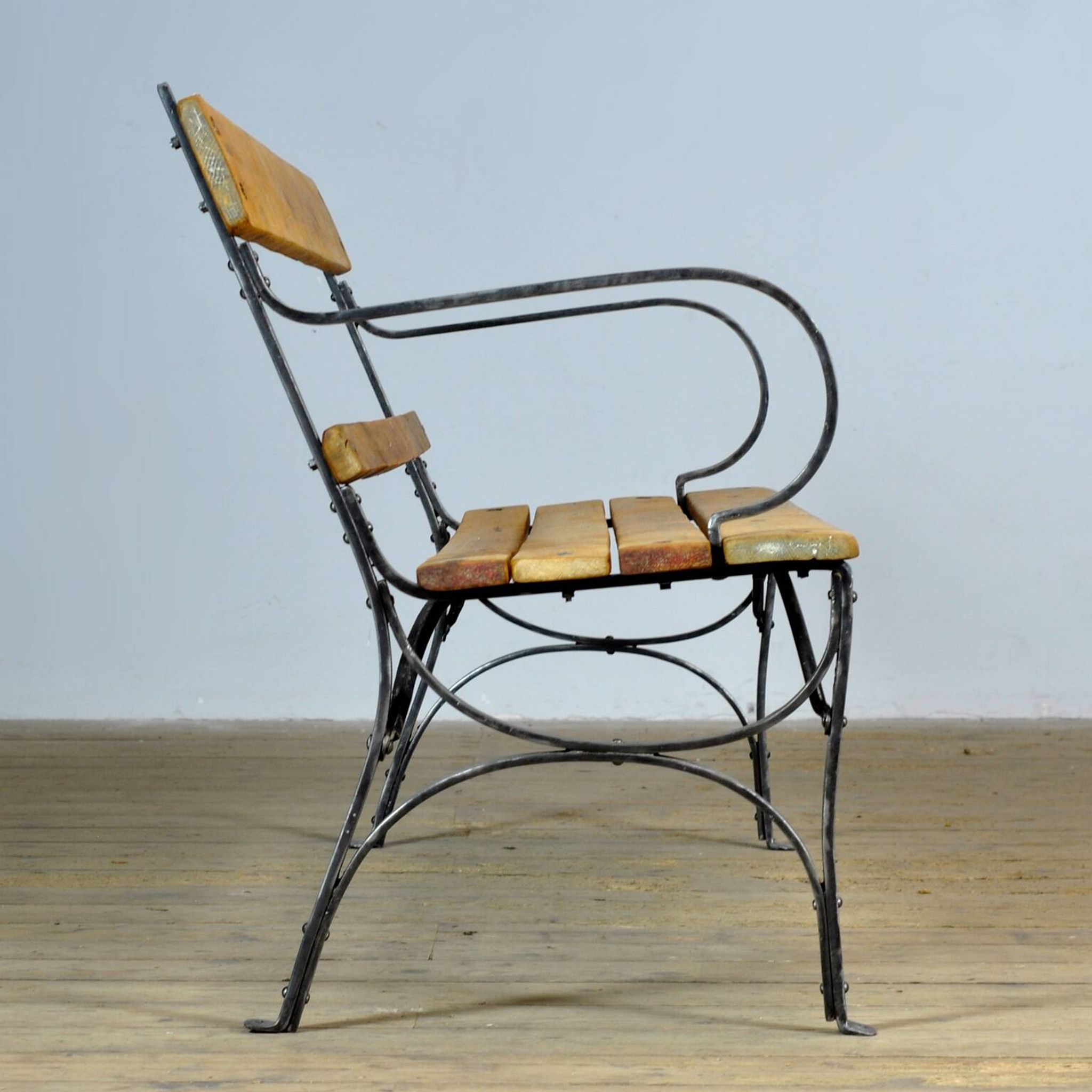 Banc de parc en fer riveté, années 1920