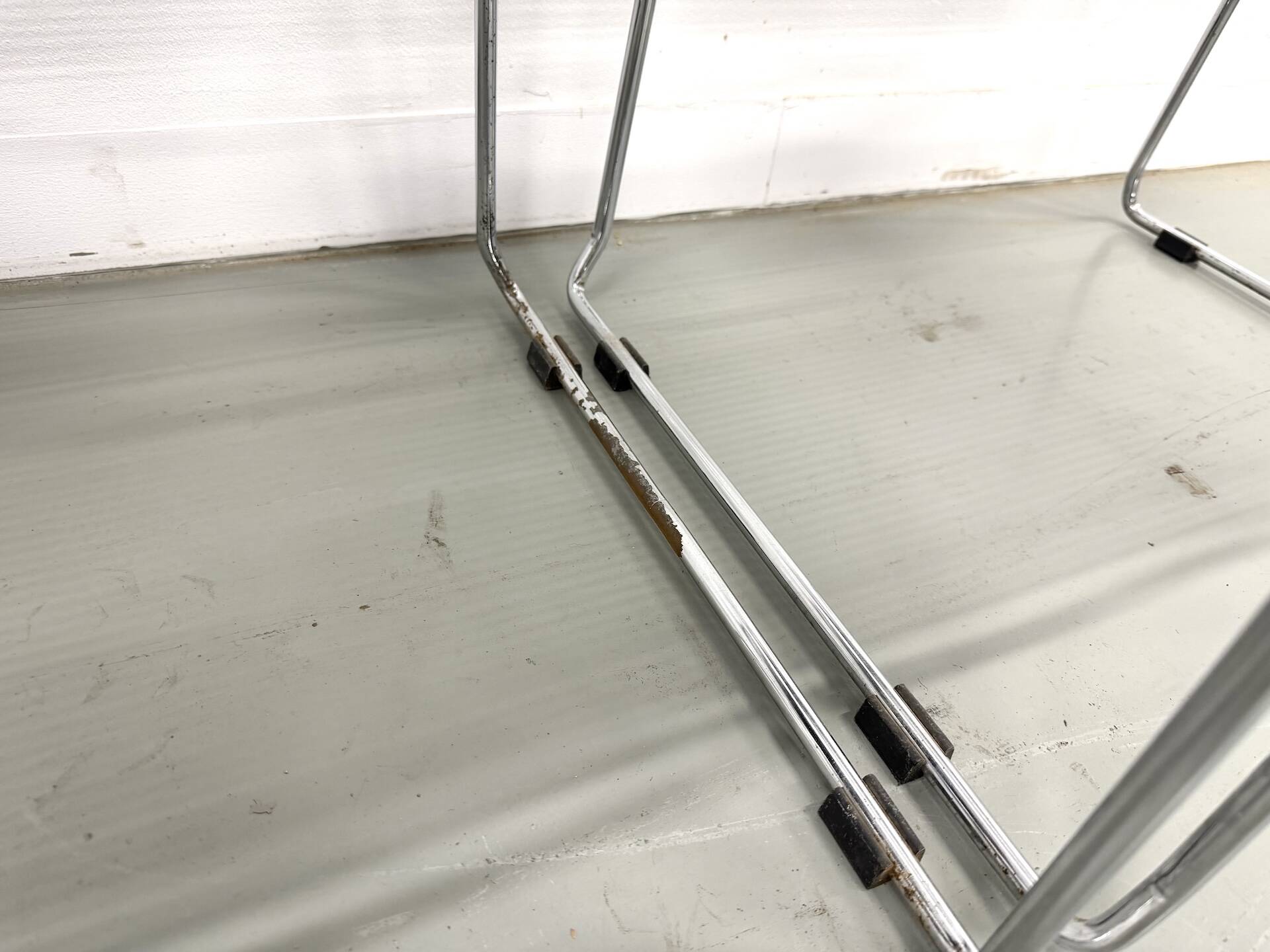 Set of 6 "Spaghetti" Chairs Italian Design 80s – Black & Chrome