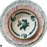 Plate fine blue stripe 25cm