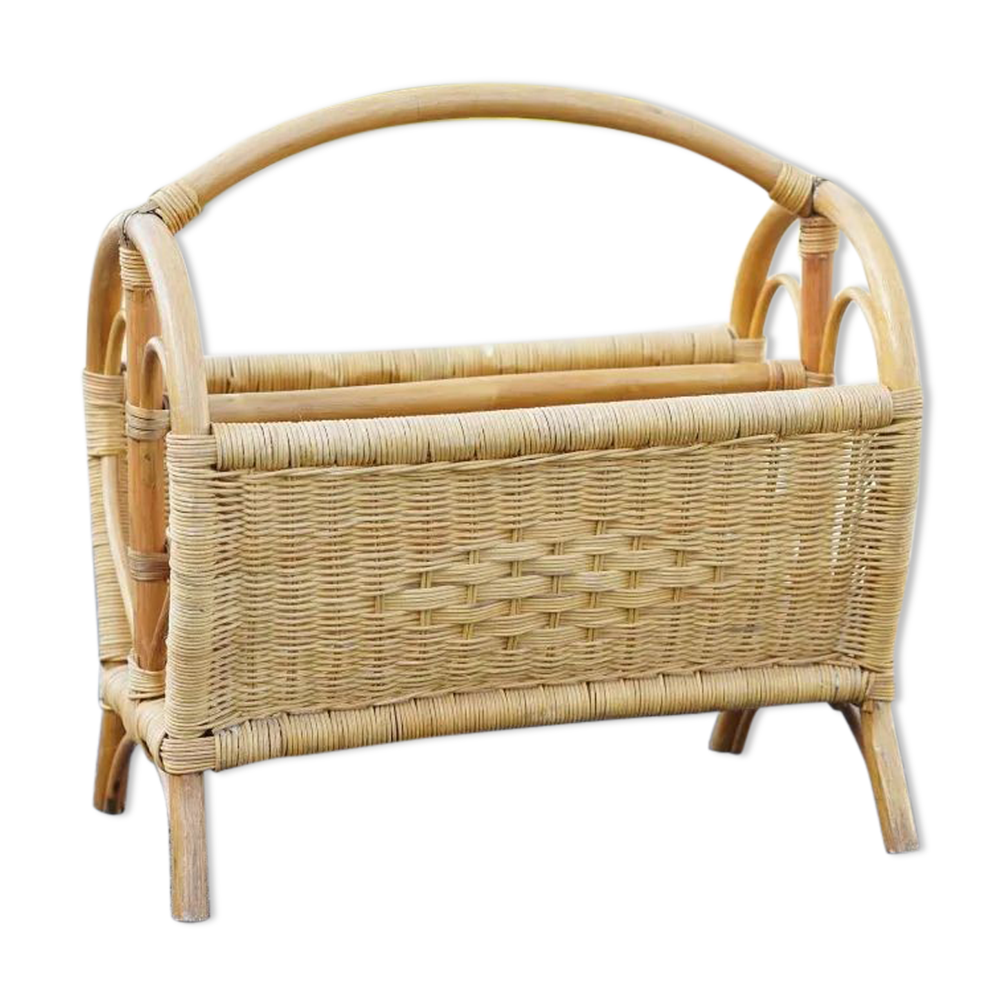 Bamboo rattan magazine holder