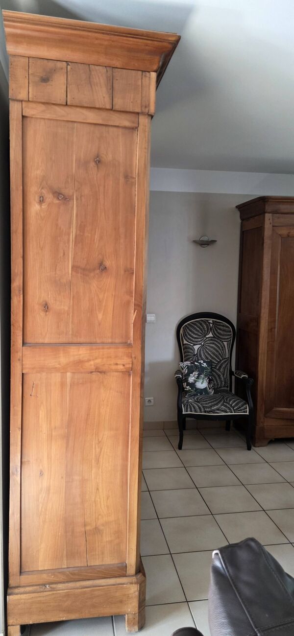 Bibliothèque bois massif