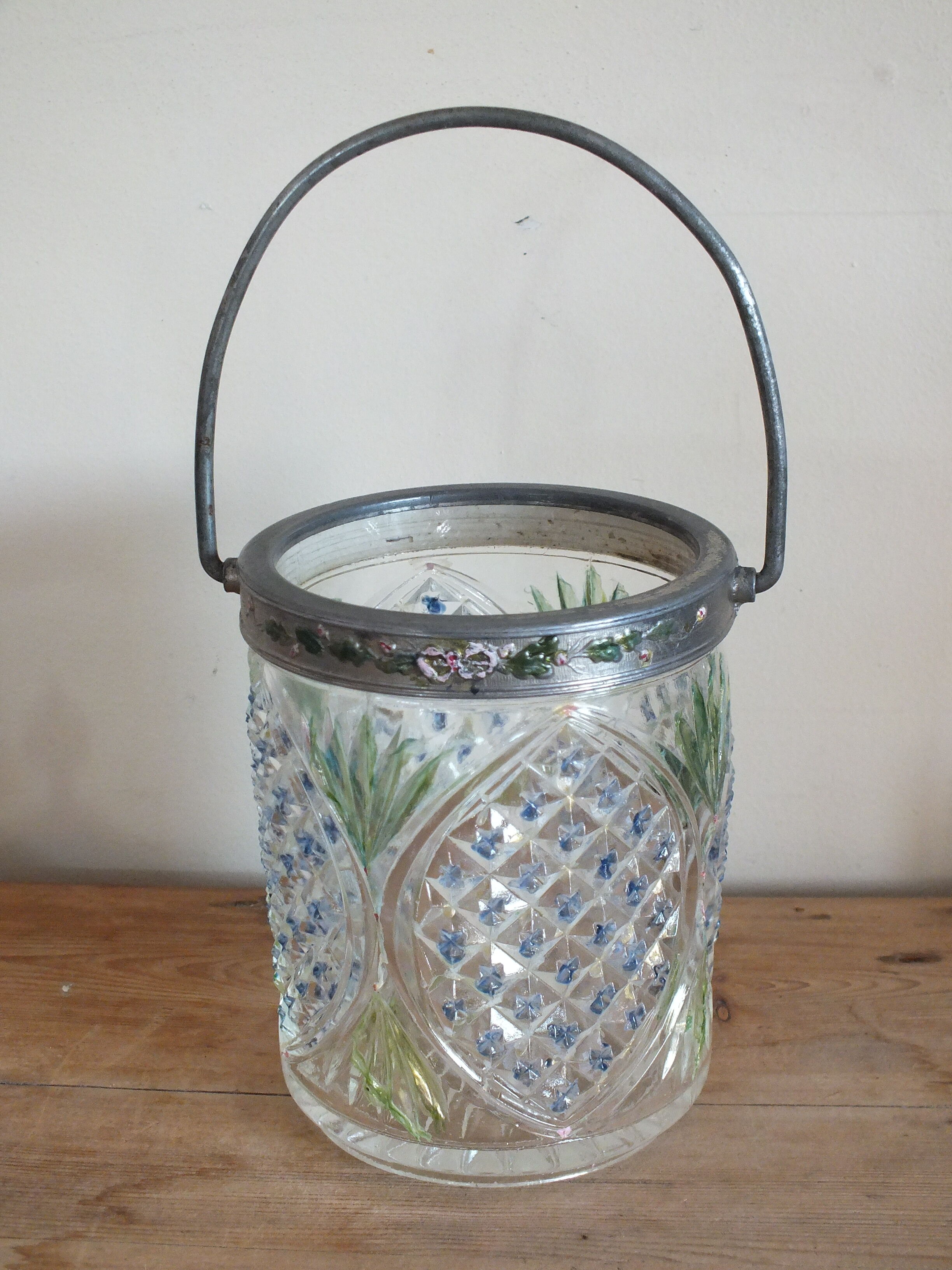 Antique Crystal Moulded Biscuit Bucket Painted Diamond Tips